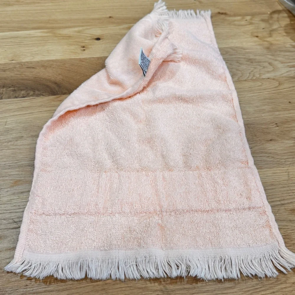 Vintage Fieldcrest Lustre Peach Hand Towels Shell Border Fringe Set of 2 Coastal